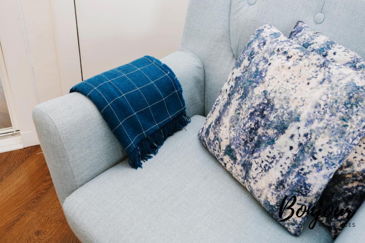 Bright New Town 2br-1ba, 1 Min To George St By Bonjour Residences Appartement EDI