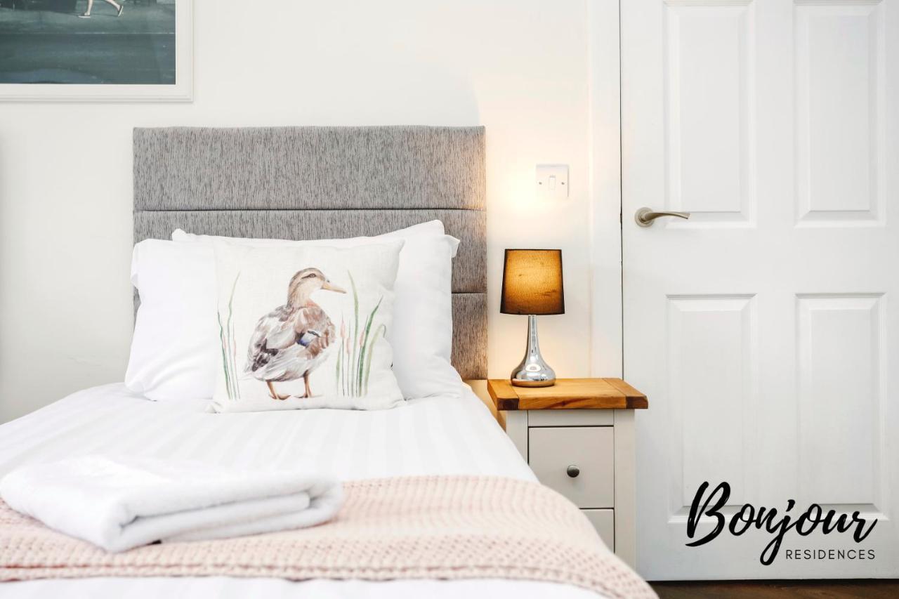Appartement Bright New Town 2br-1ba, 1 Min To George St By Bonjour Residences